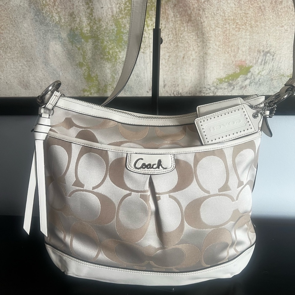 Coach Park Signature Duffle Bag F19740